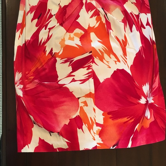 New Directions Dress - Picture 4 of 7